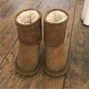 Toddler UGG boots